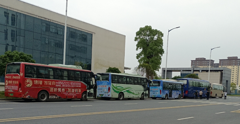 吉安長運:吉安縣分公司圓滿完成全總文工團慰問演出(chū)活動用車任務