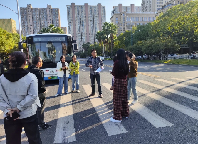 新餘公交:全力護航2024仙女湖馬拉松賽