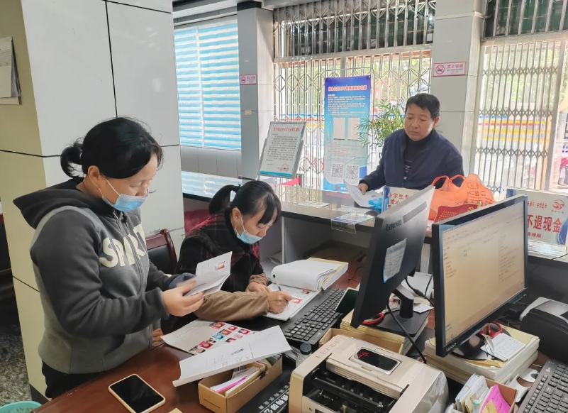 生産經營 || 新餘公交:愛心卡辦理工作有序推進