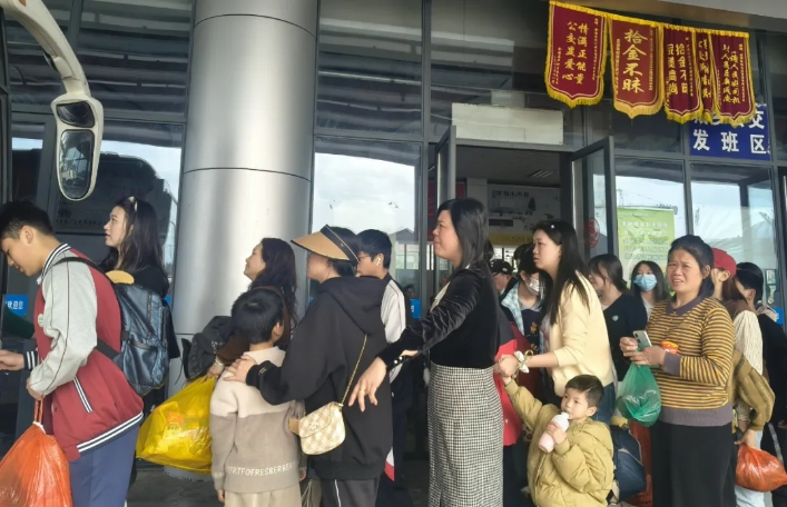撫州長運：積極應對清明客流高峰全方位保障旅客出(chū)行